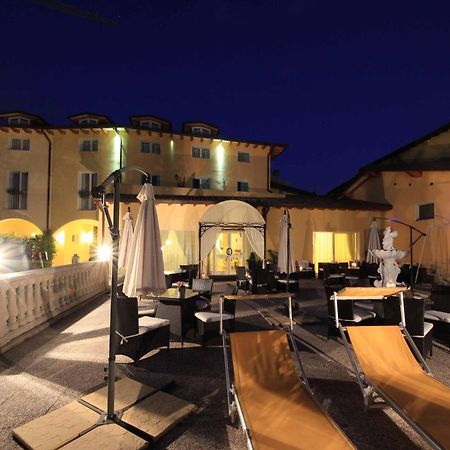 Borgo Dei Poeti Romantik Hotel Manerba del Garda Ngoại thất bức ảnh