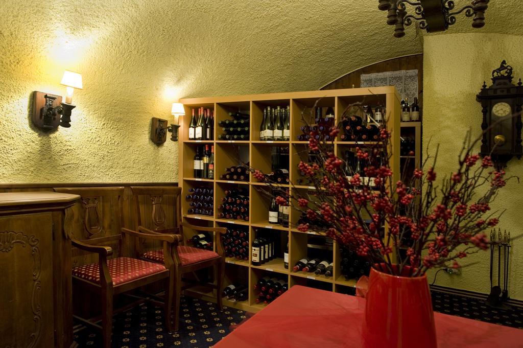 Borgo Dei Poeti Romantik Hotel Manerba del Garda Ngoại thất bức ảnh
