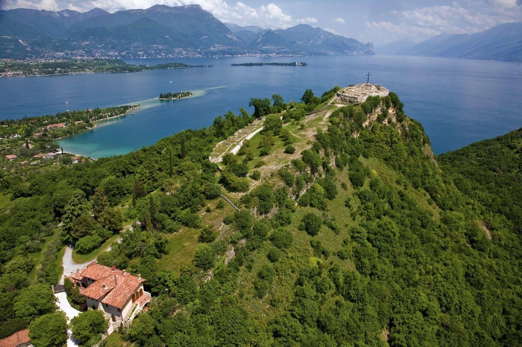 Borgo Dei Poeti Romantik Hotel Manerba del Garda Ngoại thất bức ảnh