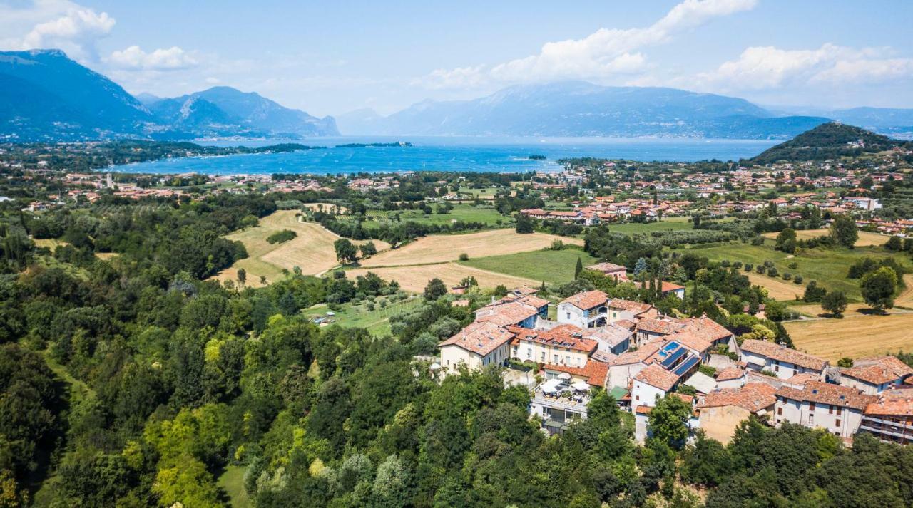 Borgo Dei Poeti Romantik Hotel Manerba del Garda Ngoại thất bức ảnh